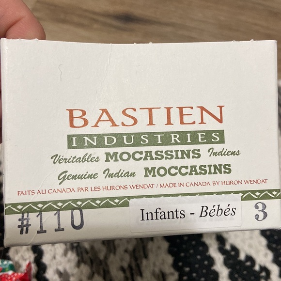 Infant moccasins - Picture 2 of 4